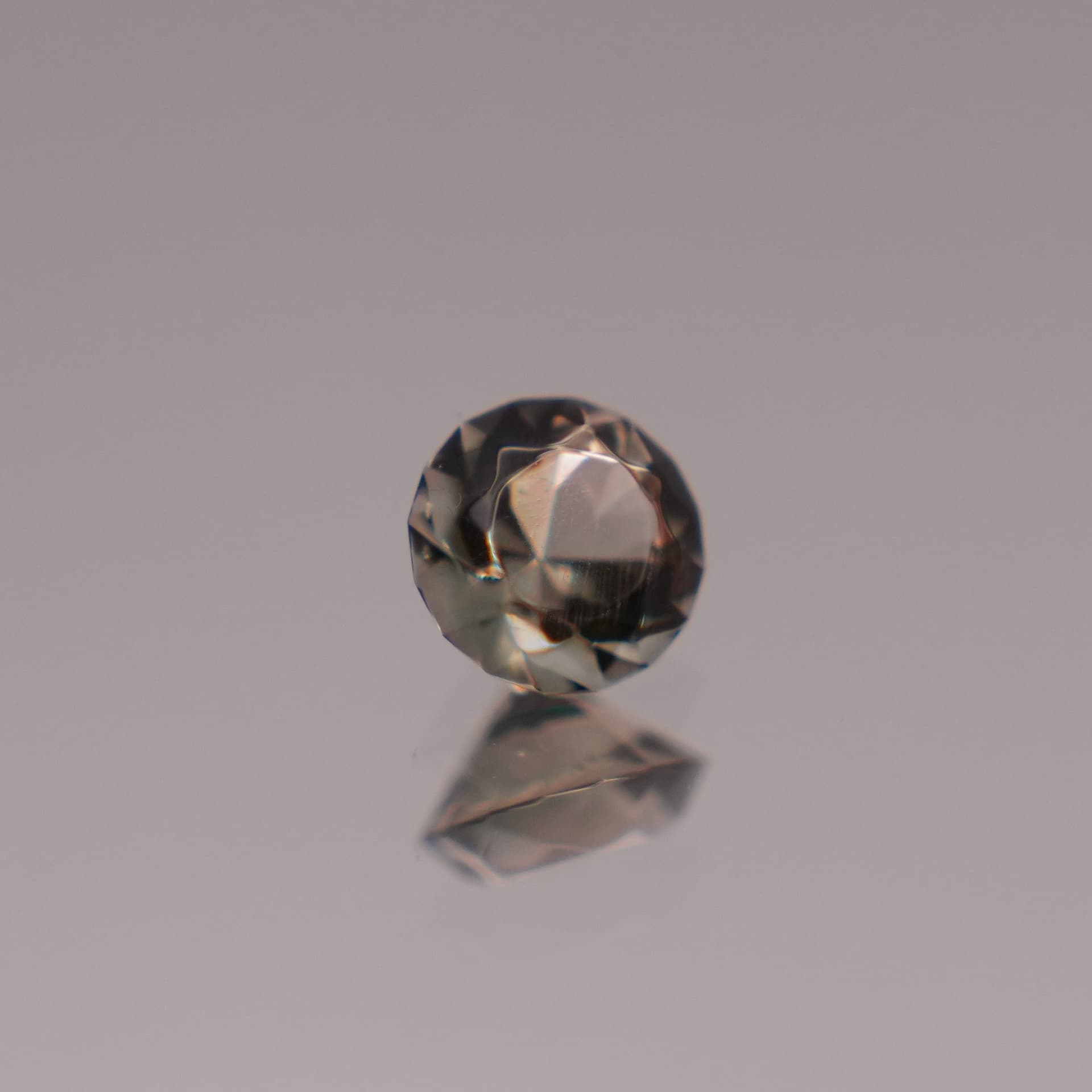 Soft Horizon Sunstone