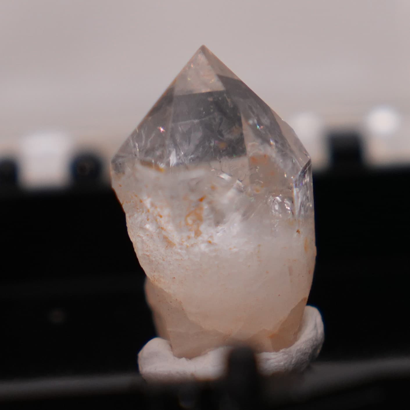 Small Quartz Crystal Single 1